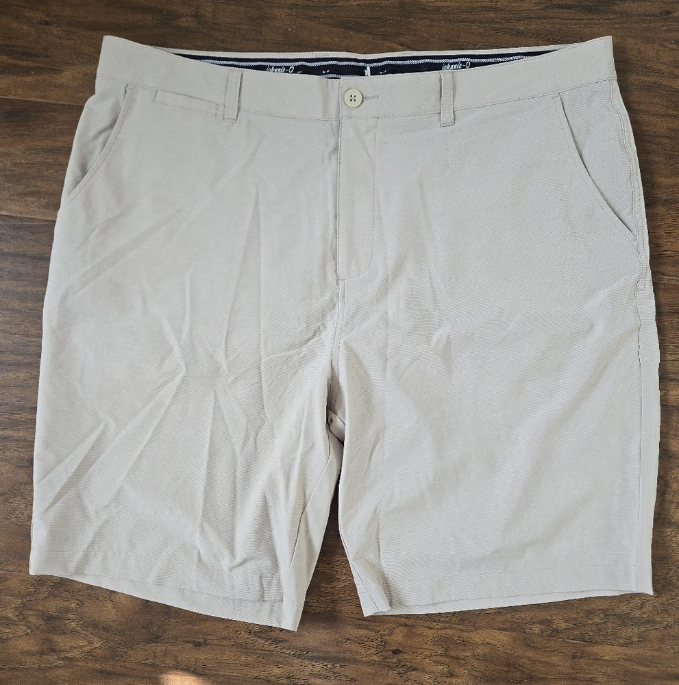 Johnnie-O Shorts Mens Size 40 Lightweight Golf Performance